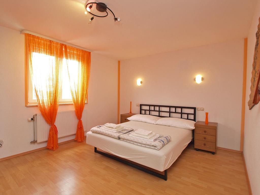 Apartments Denis 19 Fažana Exterior foto