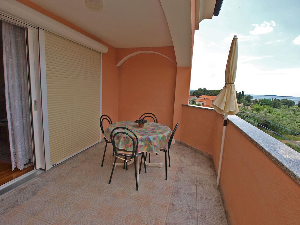 Apartments Denis 19 Fažana Exterior foto